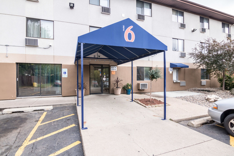 Exterior & Views, Motel 6 Saint Paul, MN - I-94, Ramsey