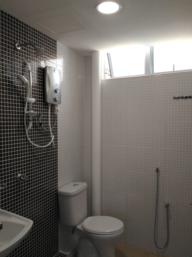 Bathroom, Midcity Service Suite, Malacca City