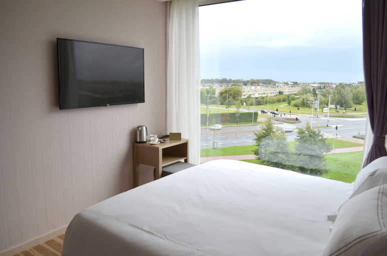 Bedroom 3, New Century Hotel Amsterdam, Amsterdam
