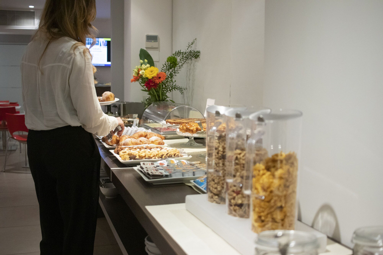 Food & Drinks 5, Hotel Dimorae Rooms and Suites - Apartments, Macerata