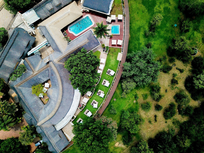 Exterior & Views 2, Ilala Lodge Hotel, Hwange