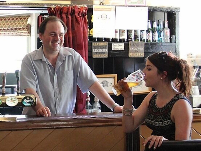 Food & Drinks 5, The Royal Oak Inn, Cornwall