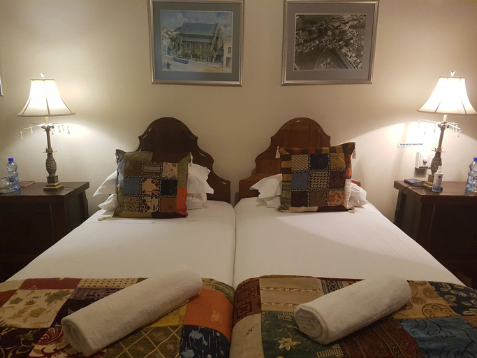 Bedroom 3, Steytlerville Villa Guest House, Cacadu