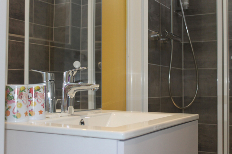 Bathroom 3, Le Marius Hotel, Puy-de-Dôme