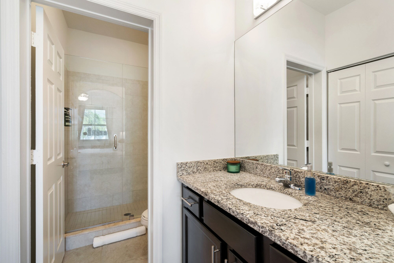 Bathroom 4, Kasa Hollywood Fort Lauderdale, Broward