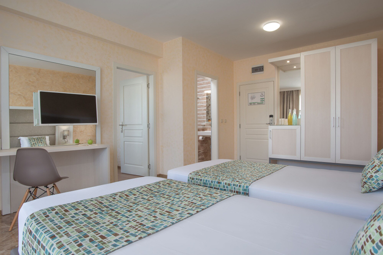 Bedroom 3, Marina Sands Bijou Boutique Hotel - All Inclusive, Nesebar