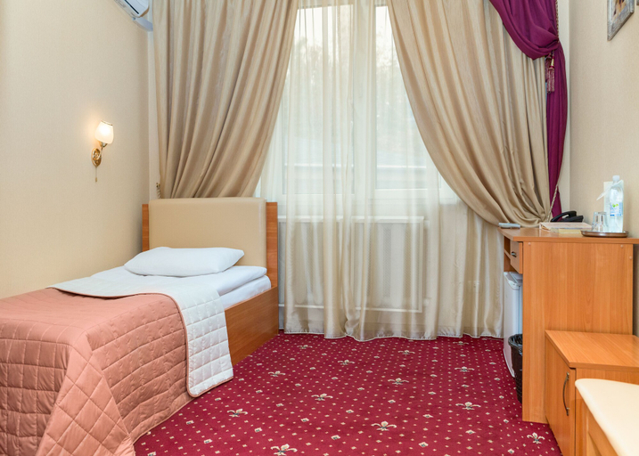 Bedroom 2, Hotel Lermontovskiy, Odes'ka