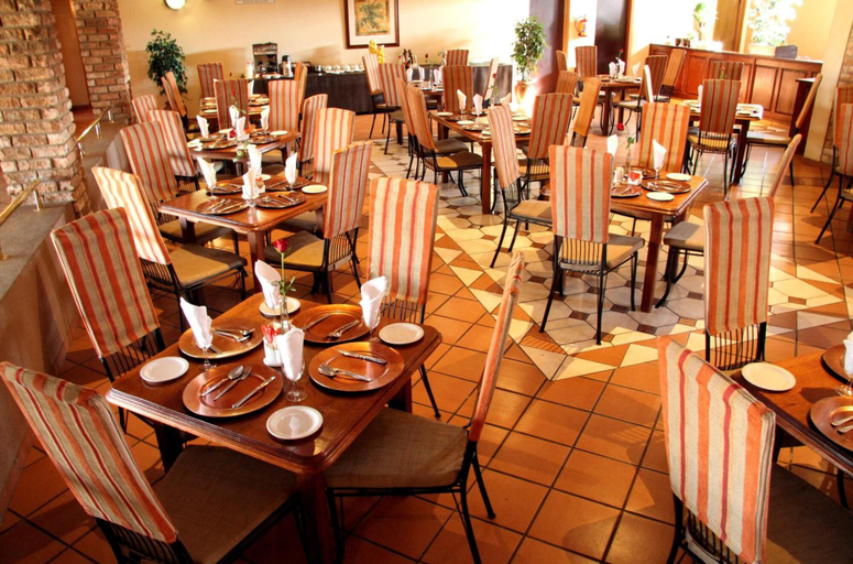 Food & Drinks 4, Willows Garden Hotel Potchefstroom, Dr Kenneth Kaunda