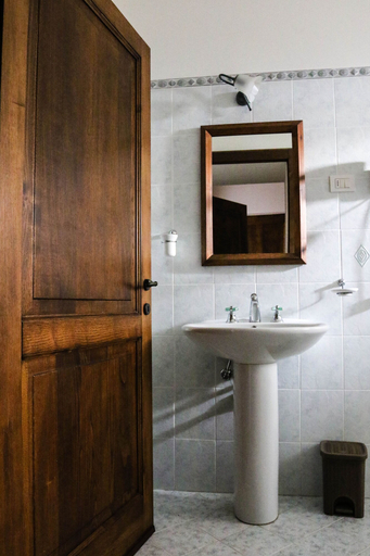 Bathroom 3, Agriturismo Bombina, Siena