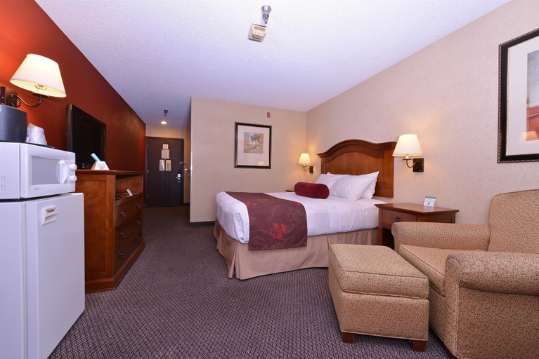 Bedroom 3, Best Western Plus Rama Inn, Deschutes