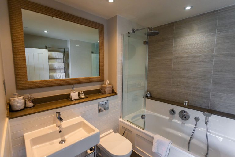 Bathroom 5, Harbour Hotel Salcombe, Devon