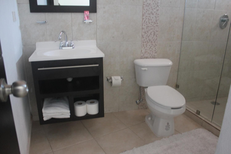 Bathroom 5, Hotel Marina Topolobampo, Ahome