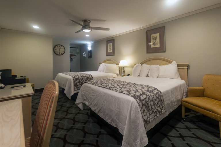 Bedroom 3, Atrium Inn, Guilford