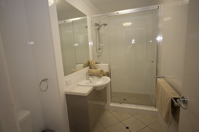 Bathroom, Shorelines 2 on Hamilton Island, Whitsunday