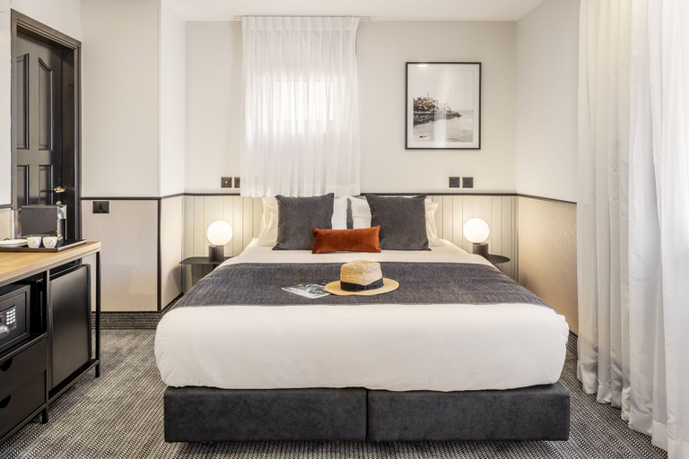 Bedroom 4, The New Port Hotel Tel Aviv