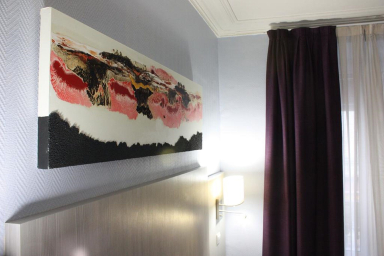 Others 5, Hotel Excelsior Republique, Paris