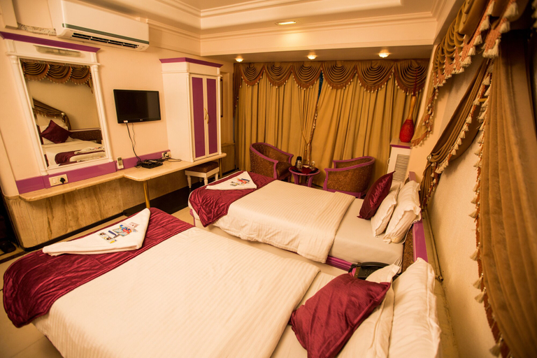Bedroom 2, Hotel Ashwin, Mumbai Suburban