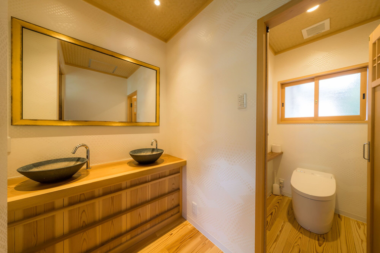 Bathroom 4, Koyasan Syukubo Ekoin, Kōya