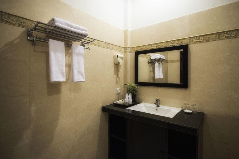 Bathroom, Reasey Boutique Villa, Siem Reap