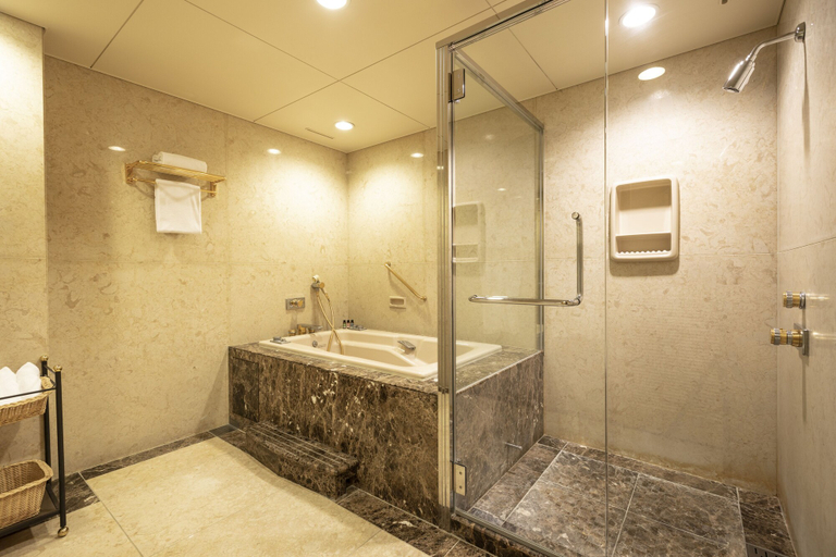 Bathroom 4, Hotel Agora Regency Osaka Sakai, Sakai