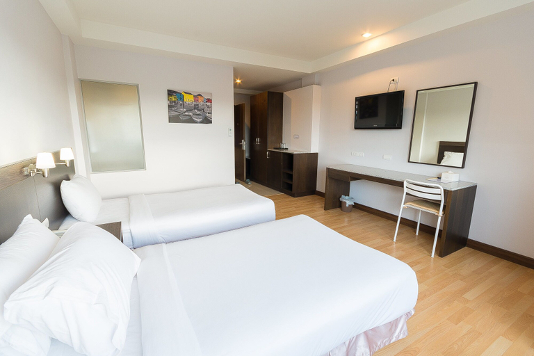 Bedroom 4, Sinkiat Buri Hotel, Muang Satun