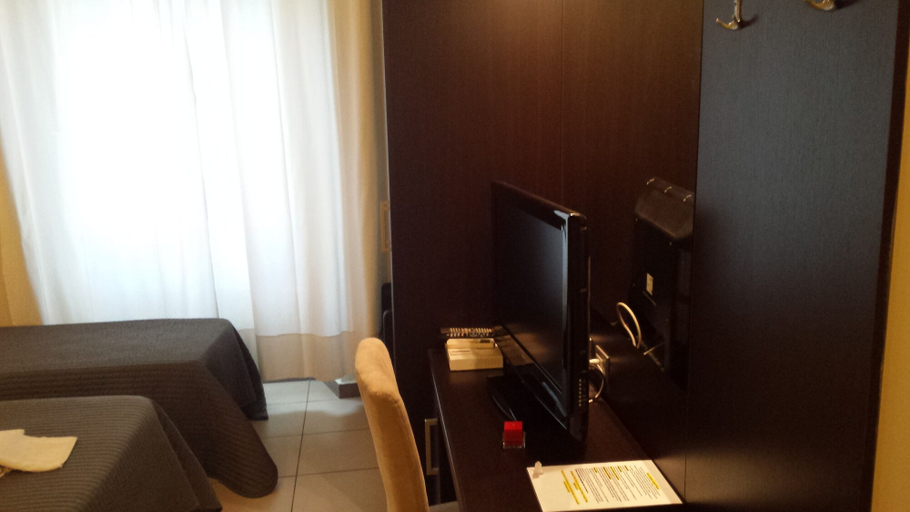 Others 5, San Lorenzo Guest House, Roma