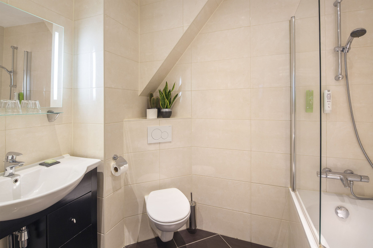 Bathroom 5, Hotel Sint Nicolaas, Amsterdam