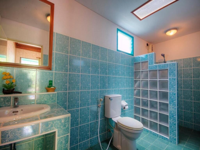 Bathroom 4, Samroiyod Holiday Resort, K. Sam Roi Yot