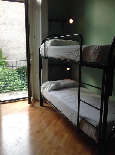 Bedroom 4, Hostel Lumiere, Milano