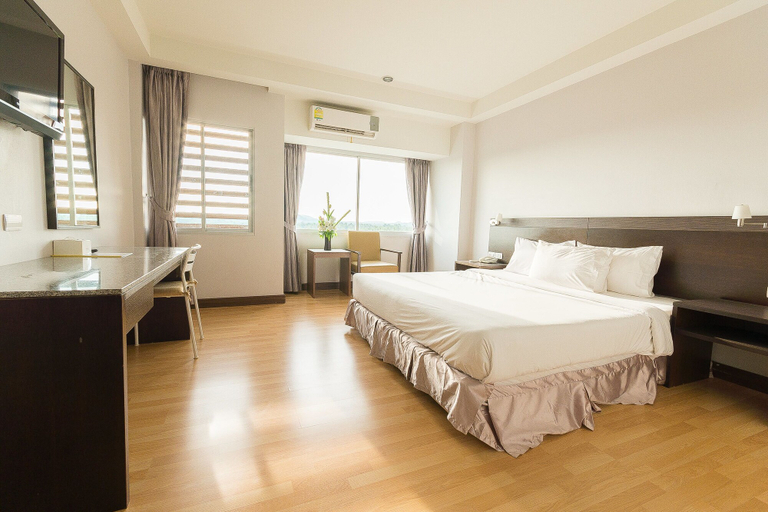 Bedroom 4, Sinkiat Buri Hotel, Muang Satun