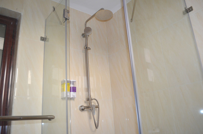 Bathroom 4, Hillside Plaza Hotel, Kampala
