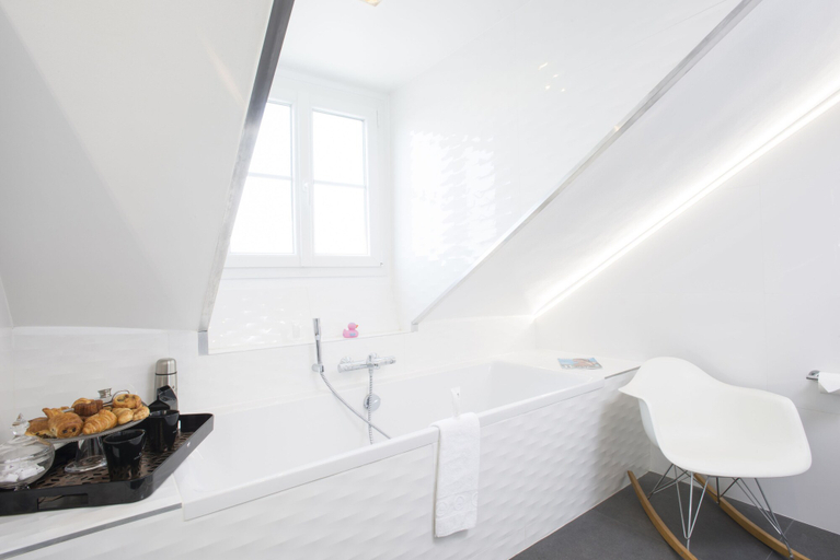 Bathroom 5, Hôtel Icône, Paris