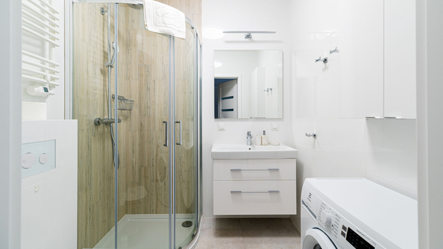 Bathroom 4, Apartamenty Sun & Snow Stone Hill, Jelenia Góra