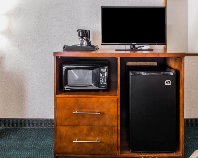 Others 5, Quality Inn Waynesburg - Morrisville, Greene