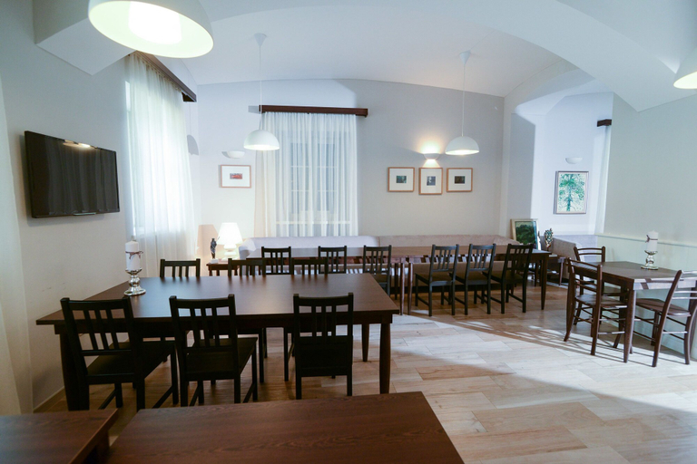 Food & Drinks, Vila Castanea, Krško