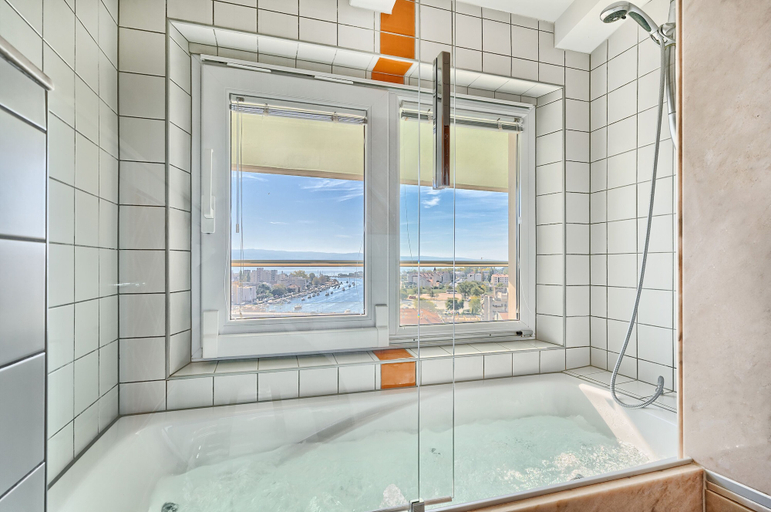 Bathroom 4, Hotel Villa Dvor, Omiš