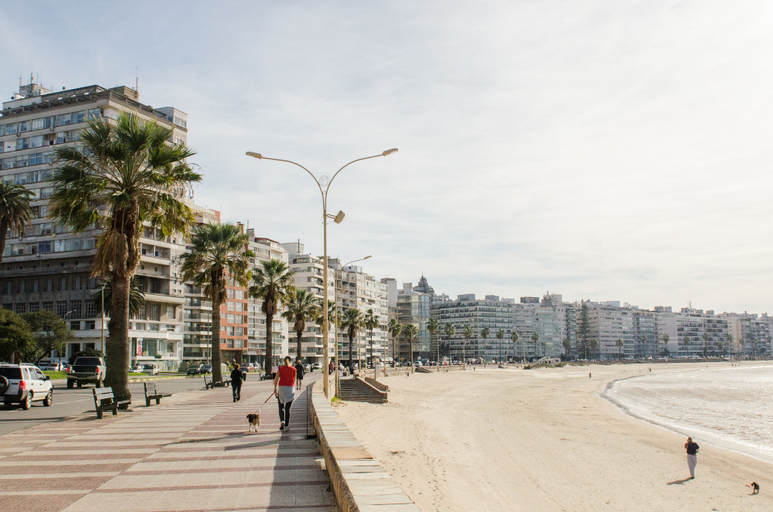 Others 5, 27 Suites Apart Hotel, Montevideo