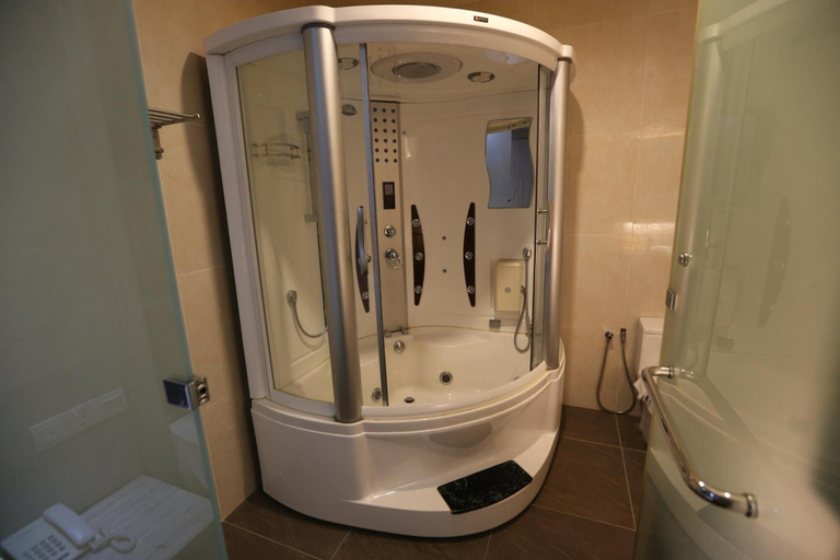 Bathroom 3, Kota Heritage Hotel, Kota Tinggi