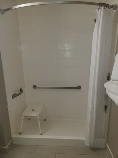 Bathroom 4, Super 8 by Wyndham Bedford, Bedford