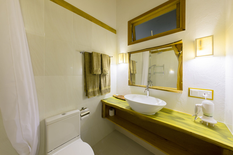 Bathroom 4, Ameera Maldives, Kaafu Atoll