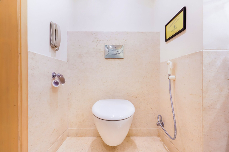 Bathroom 5, Lemon Tree Hotel, Whitefield, Bangalore, Bangalore