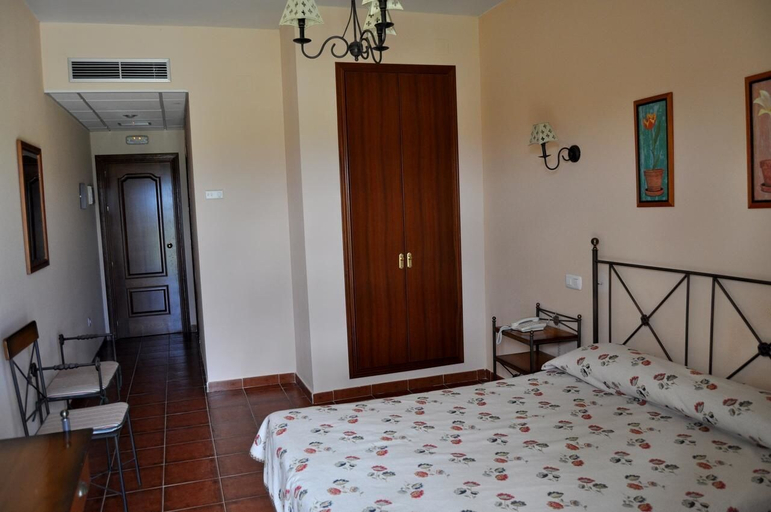 Bedroom 3, Hotel Alonso de Monroy, Cáceres