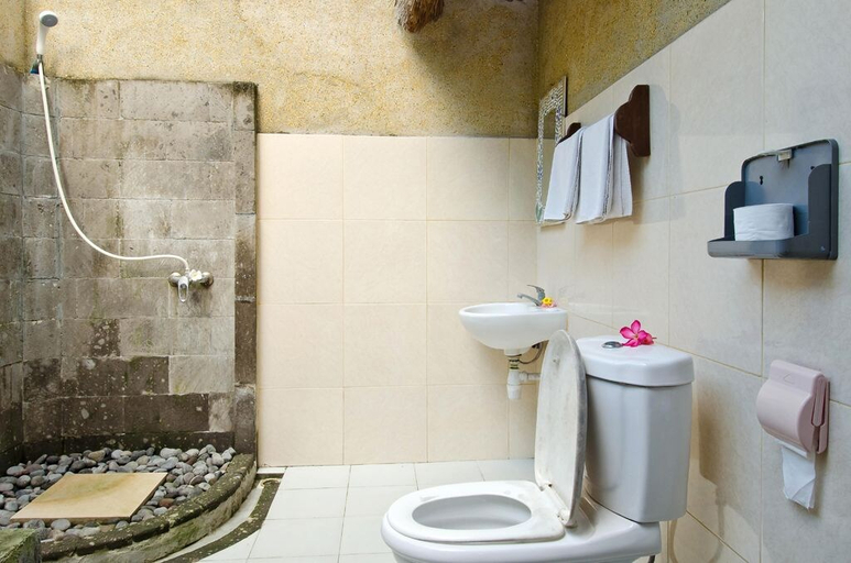 Bathroom, Lumbung Bali Huts (temporarily closed), Klungkung