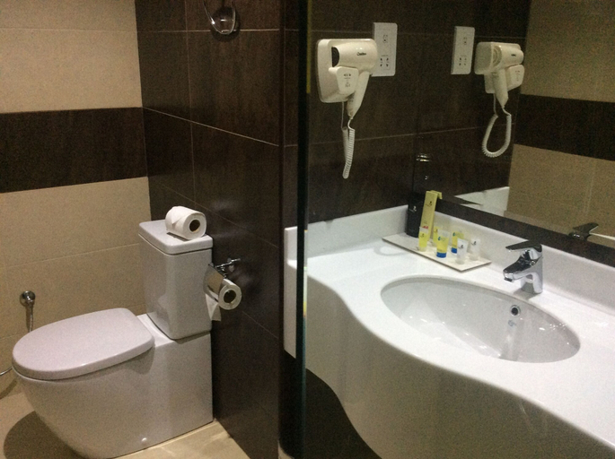 Bathroom 5, Best Western Sur, Sur