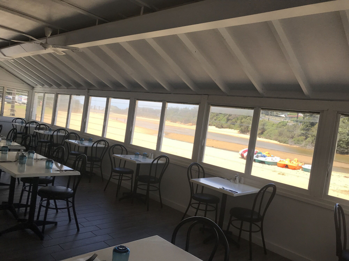 Food & Drinks 4, The Clan Terrigal, Gosford - East