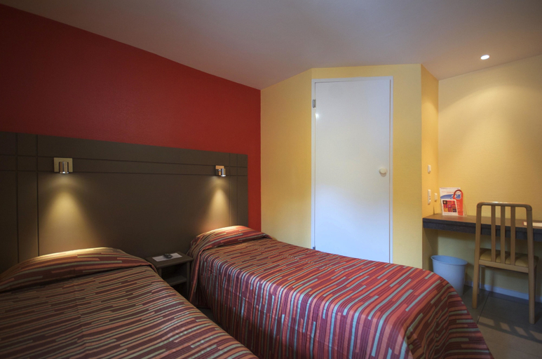 Bedroom 3, Hôtel Confort Le Moulin Rouge, Dordogne