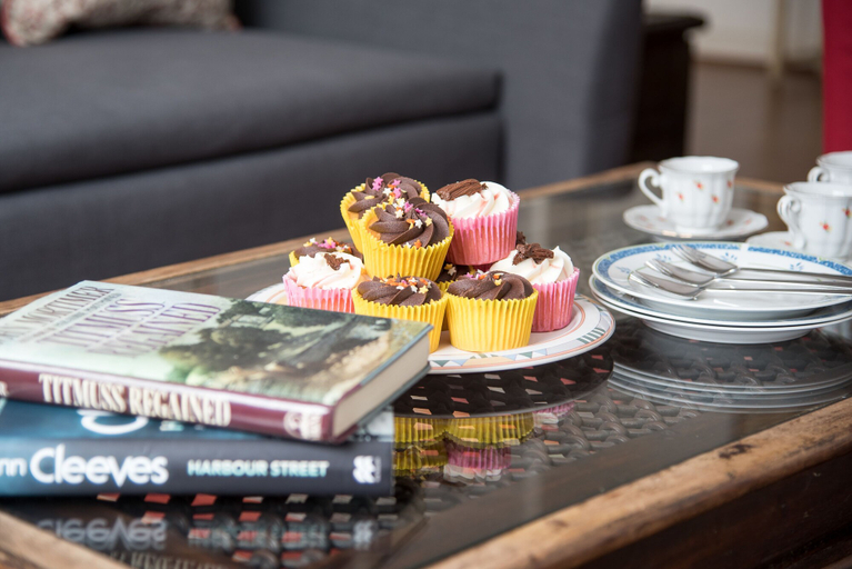 Food & Drinks, A Place Like Home - Comfortable South Kensington Apartment, London