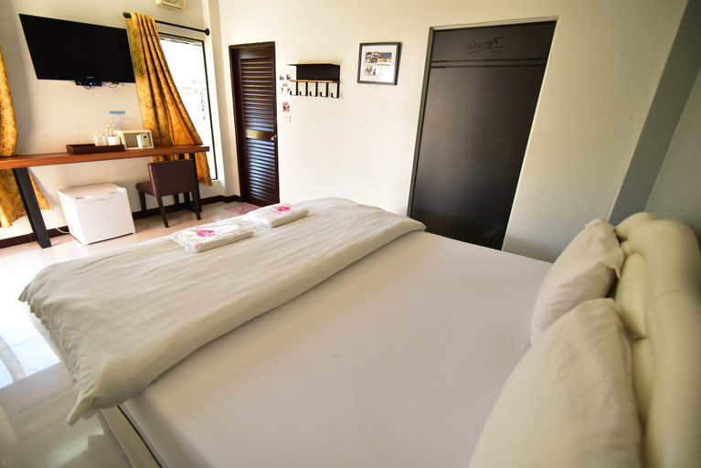 Bedroom 5, Bangrak Resort, Muang Nakhon Sawan