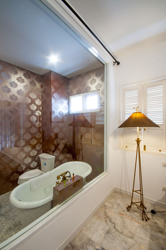 Bathroom 4, Dharasom Colonial House, Lat Krabang