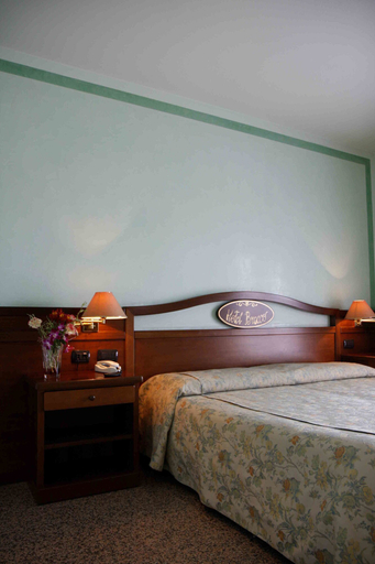 Bedroom 2, Hotel Bracco, Padua